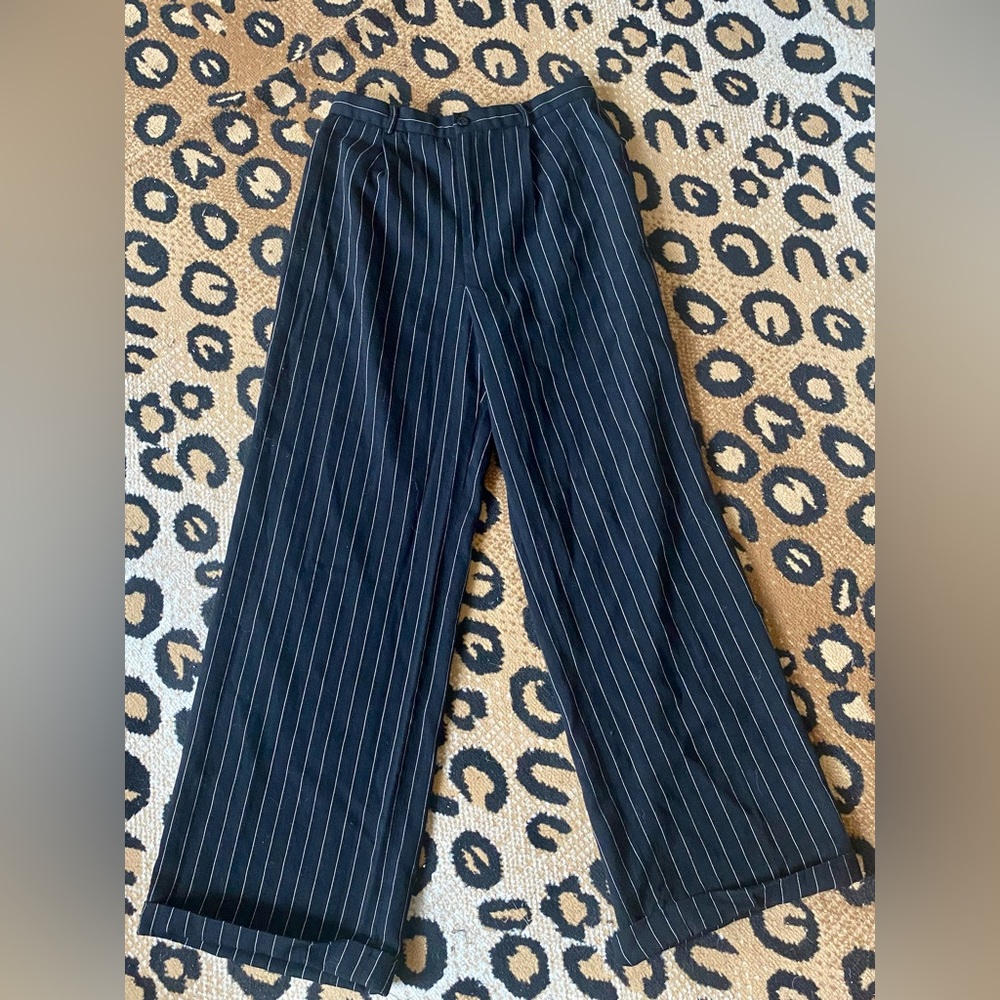 Ralph Lauren black and white pin stripe pants size 8 100% wool